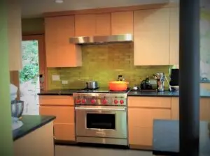 Broadview Refresh Custom Kitchen