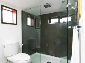 Houseboat Primary Bathroom